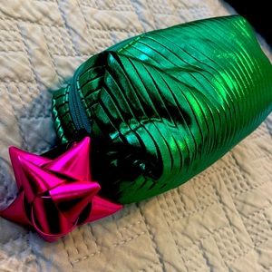 MAC cosmetics holiday collection makeup bag with bow
